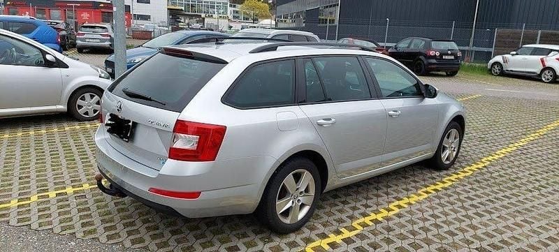 Gebraucht Skoda Octavia Style 184 PS (135 kW) 2015 Kombi
