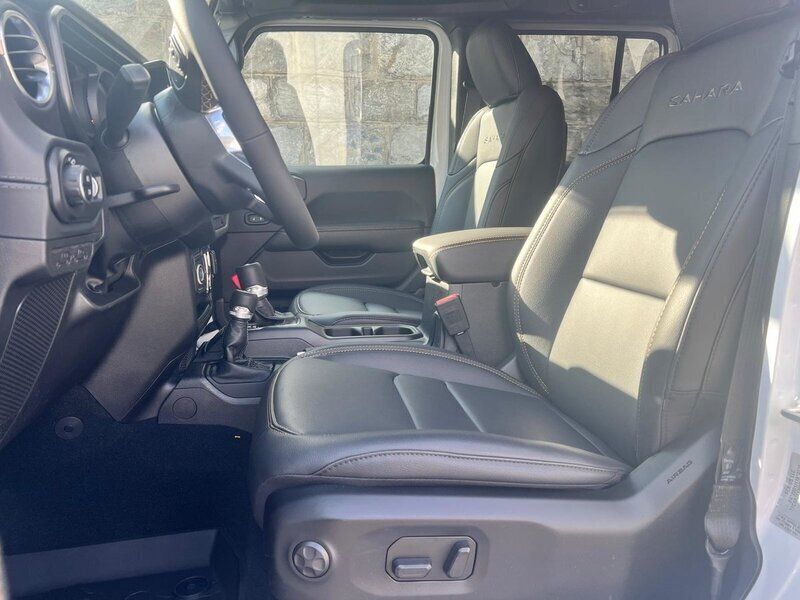 Gebraucht Jeep Wrangler Sahara 272 PS (200 kW) 2025 SUV