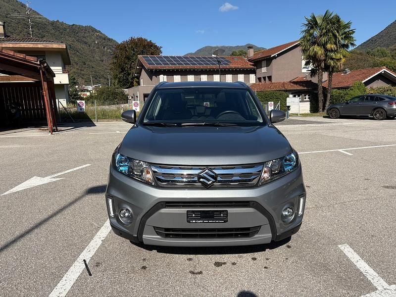 Gebraucht Suzuki Vitara 120 PS (88 kW) 2016 SUV