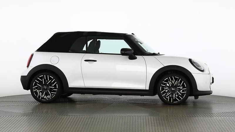 Gebraucht Mini Cooper S Cabriolet 204 PS (150 kW) 2025 Weiss Cabrio
