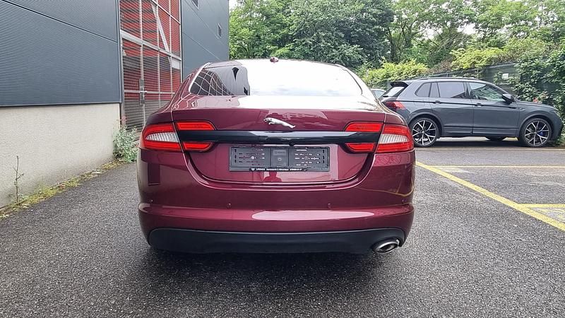 Gebraucht Jaguar XF 190 PS (139 kW) 2011 Limousine