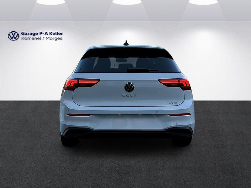 Neu VW Golf Basis 114 PS (83 kW) 2026 Weiss Limousine