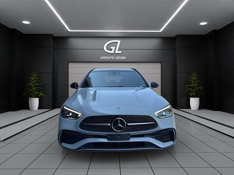 Gebraucht Mercedes C220 197 PS (144 kW) 2025 Grau Kombi
