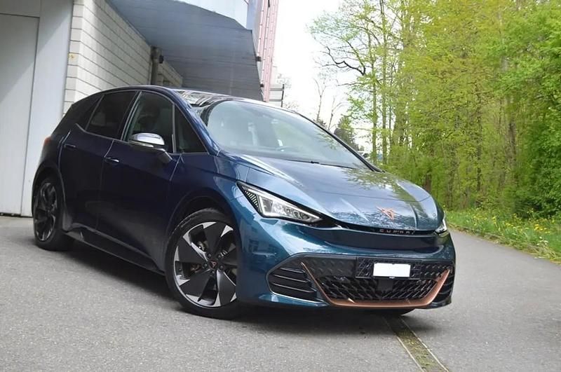 Blau Gebraucht 2025 Cupra Born Kleinwagen | CHF 23’550 (Superpreis) - Bild 1/4