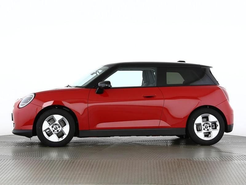 Neu Mini Cooper SE 160 kW (218 PS) 2025 Rot Kleinwagen