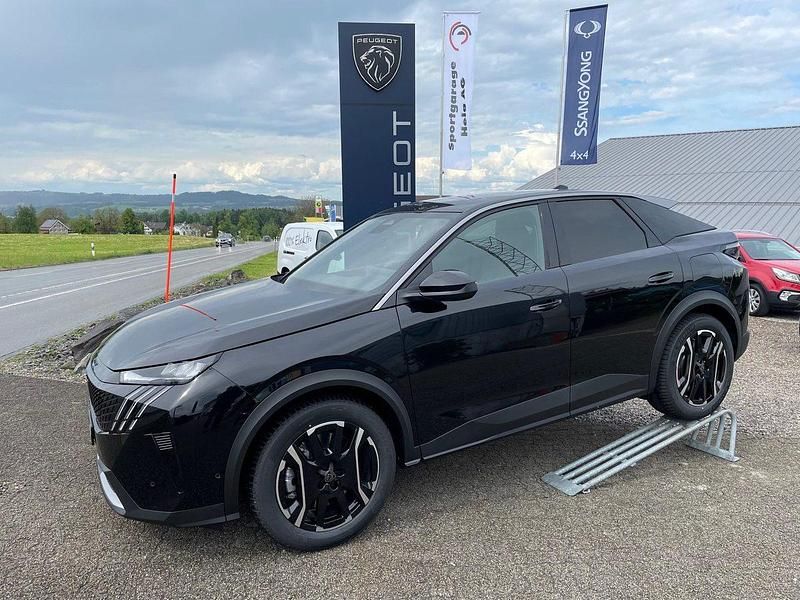 Gebraucht Peugeot e-3008 Allure 156 kW (213 PS) 2024 Schwarz SUV