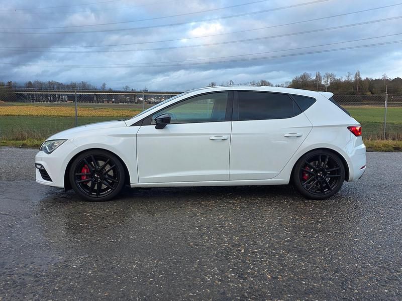 Gebraucht Seat Leon CUPRA 300 PS (220 kW) 2018 Limousine