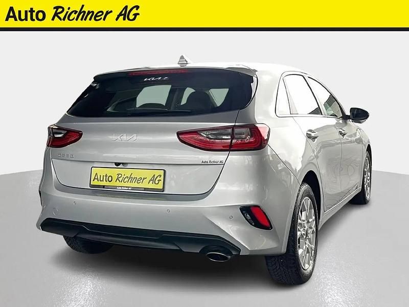 Gebraucht Kia Ceed 160 PS (117 kW) 2026 Gray Kleinwagen