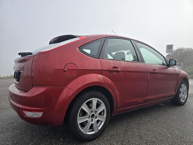 Gebraucht Ford Focus Titanium 145 PS (106 kW) 2009