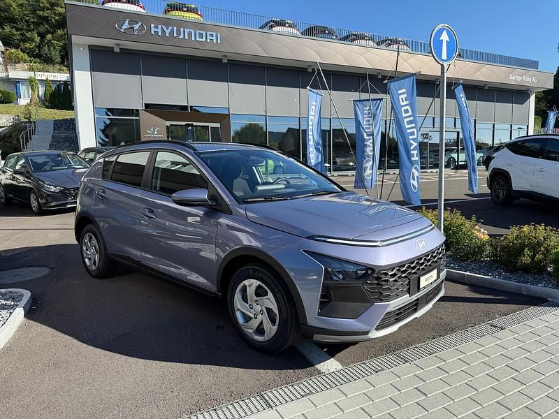 Neu Hyundai Bayon 100 PS (73 kW) 2025 Blau SUV