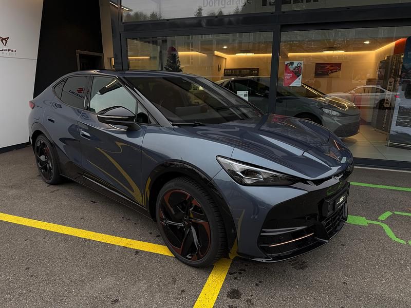 Blau Gebraucht 2024 Cupra Tavascan VZ SUV | CHF 49’990 (Etwas zu teuer) - Bild 1/4