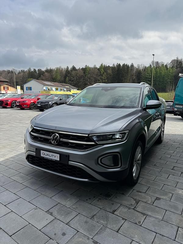 Gebraucht 2023 VW T-Roc Style SUV | CHF 24’000 (Superpreis) - Bild 1/4