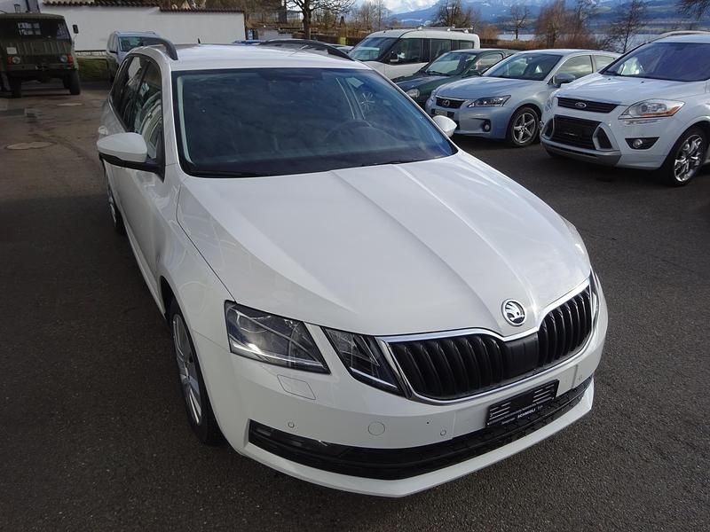 Gebraucht Skoda Octavia Ambition 184 PS (135 kW) 2020 Kombi
