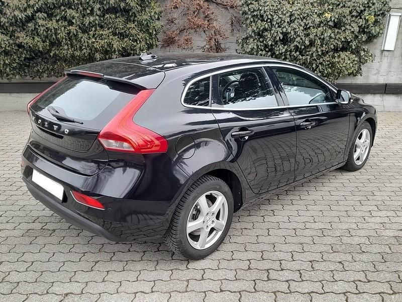 Gebraucht Volvo V40 Momentum 115 PS (84 kW) 2013