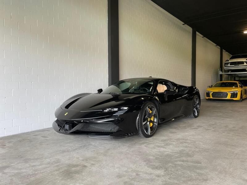 Gebraucht Ferrari SF90 1000 PS (735 kW) 2024