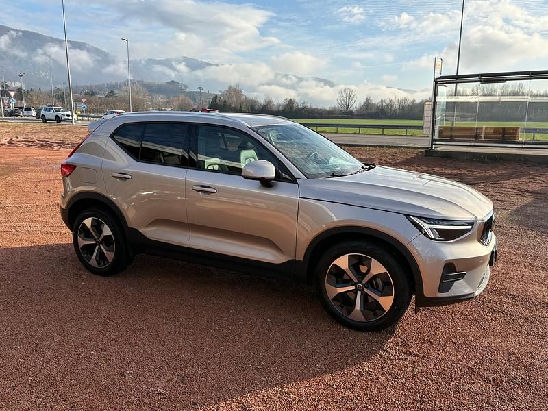 Gebraucht Volvo XC40 Core 129 PS (94 kW) 2022 SUV