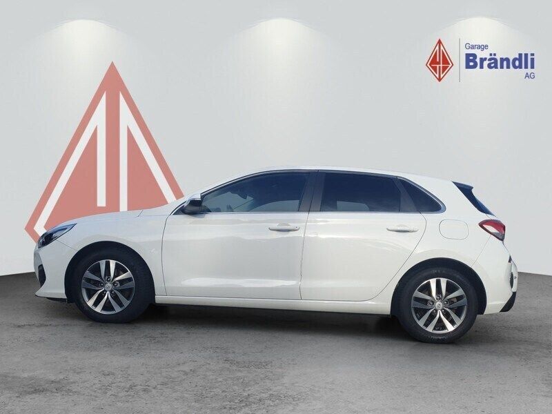 Gebraucht Hyundai i30 140 PS (102 kW) 2018 Weiss Limousine