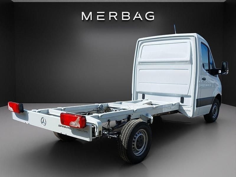 Gebraucht Mercedes Sprinter 149 PS (109 kW) 2024 Weiss Van