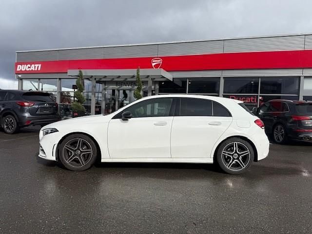 Gebraucht Mercedes A200 AMG line 163 PS (119 kW) 2021