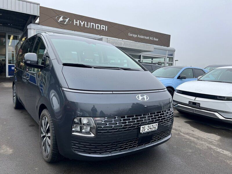 Gebraucht 2024 Hyundai Staria Van / Kleinbus | CHF 55’550 - Bild 1/4