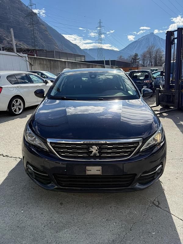 Gebraucht Peugeot 308 SW Active 131 PS (96 kW) 2017 Kombi