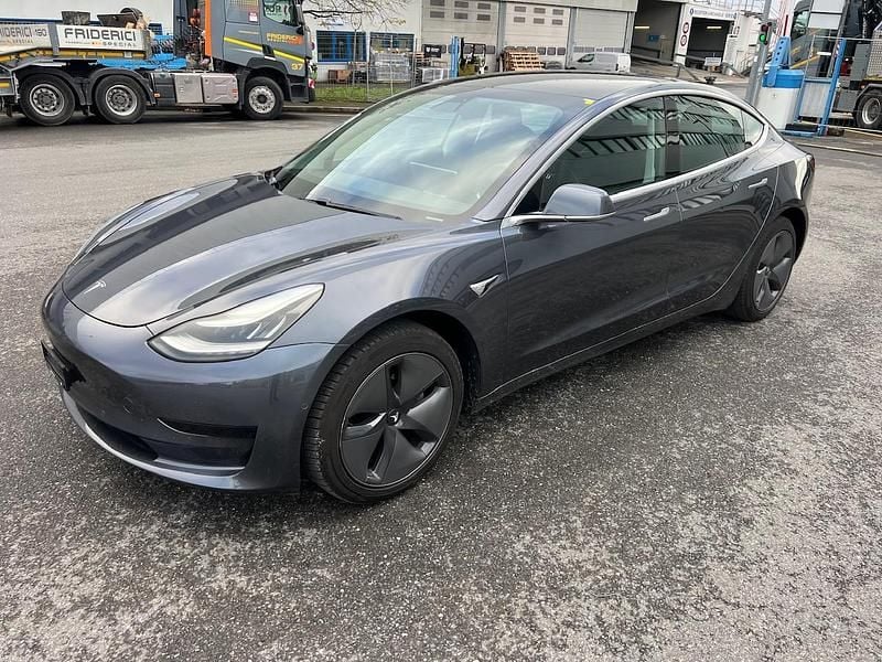 Gebraucht 2019 Tesla Model 3 Limousine | CHF 19’800 (Fairer Preis) - Bild 1/4