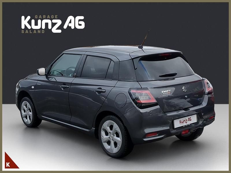 Gebraucht Suzuki Swift 82 PS (60 kW) 2025 Grau Limousine