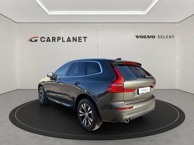Gebraucht Volvo XC60 Momentum 211 PS (155 kW) 2021 Grau SUV