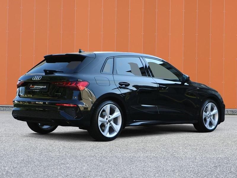 Gebraucht Audi A3 S-Line 190 PS (139 kW) 2023 Limousine