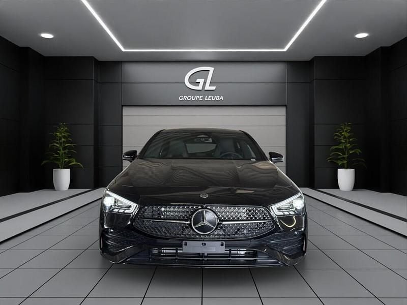 Neu Mercedes CLA250e Shooting Brake 224 PS (164 kW) 2025 Schwarz Kombi