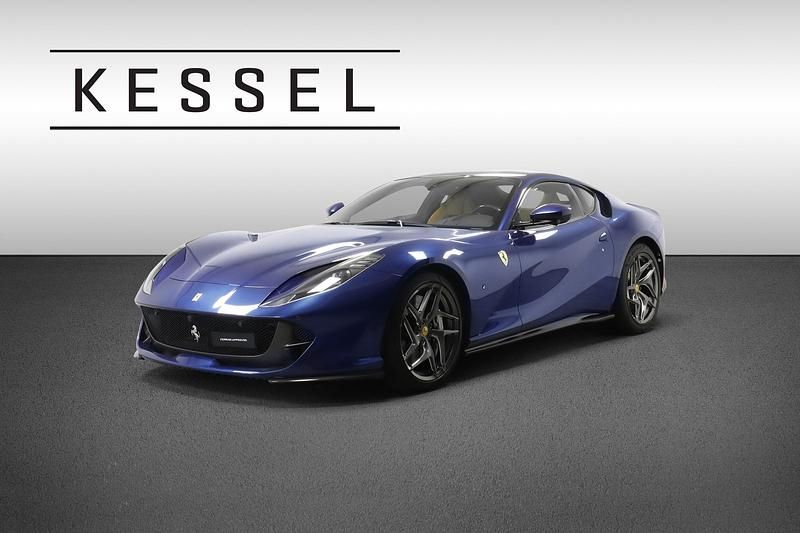 Gebraucht Ferrari 812 796 PS (585 kW) 2020 Blau Coupé