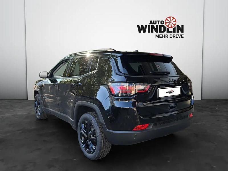 Neu Jeep Compass North 130 PS (95 kW) 2025 Schwarz SUV
