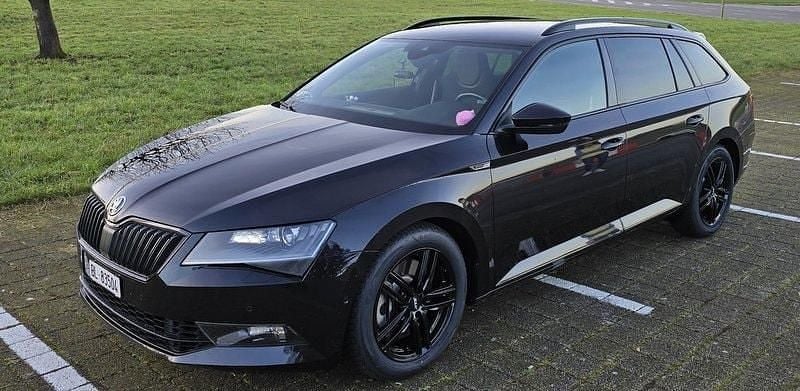 Gebraucht 2018 Skoda Superb SportlinePlus Kombi | CHF 25’000 (Etwas zu teuer) - Bild 1/4