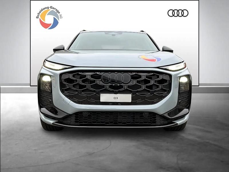 Gebraucht Audi Q3 266 PS (195 kW) 2025 Gray SUV