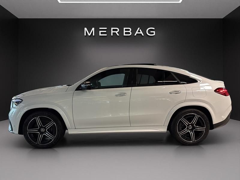 Neu Mercedes E400 252 PS (185 kW) 2026 Weiss Coupé