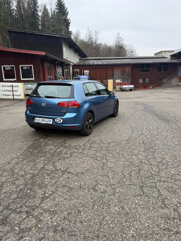 Gebraucht VW Golf VII Highline 140 PS (102 kW) 2012