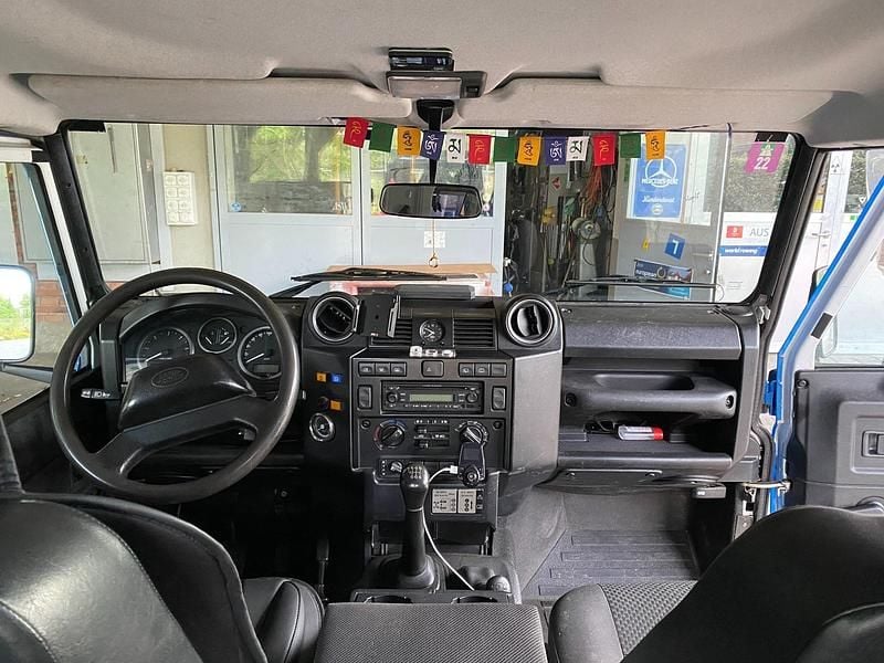 Gebraucht Land Rover Defender 122 PS (89 kW) 2011 SUV