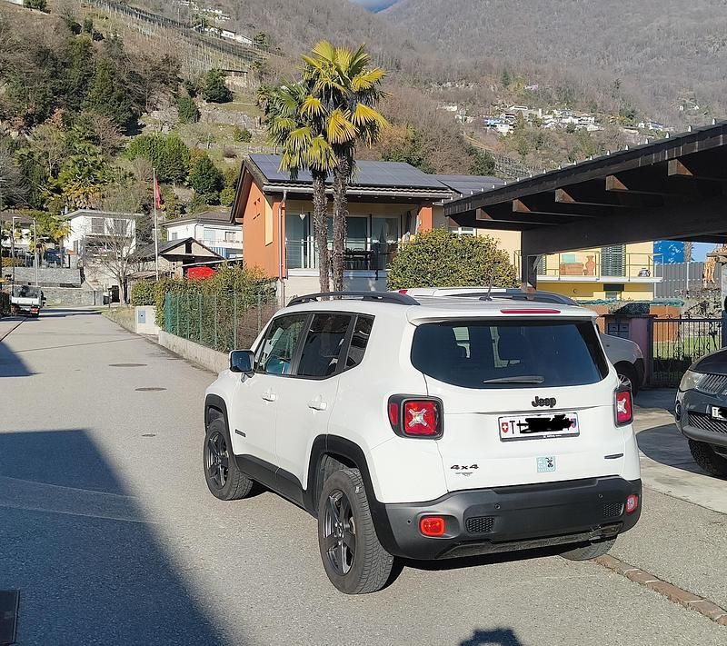 Gebraucht Jeep Renegade Night Eagle 140 PS (102 kW) 2017 SUV