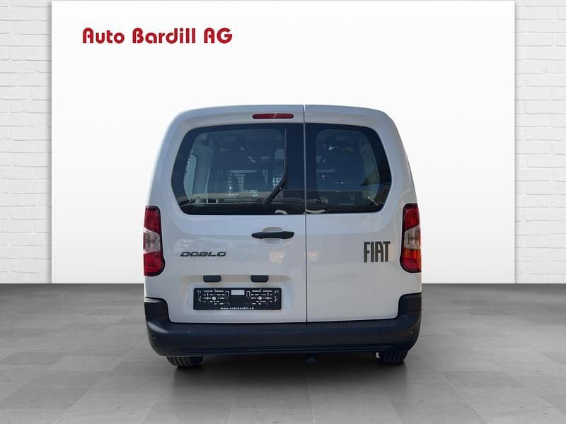 Neu Fiat Doblò 128 PS (94 kW) 2026 Van / Kleinbus