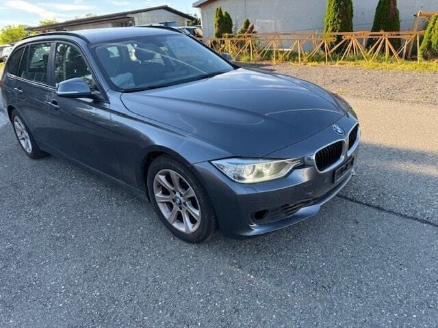 Gebraucht BMW 320 Luxury Line 184 PS (135 kW) 2013 Kombi