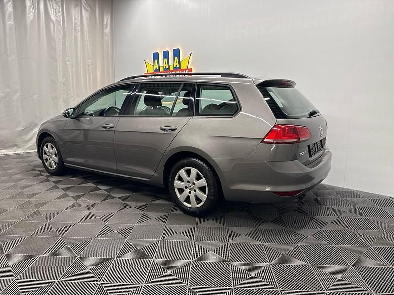 Gebraucht VW Golf VII Comfortline 122 PS (89 kW) 2014 Kombi