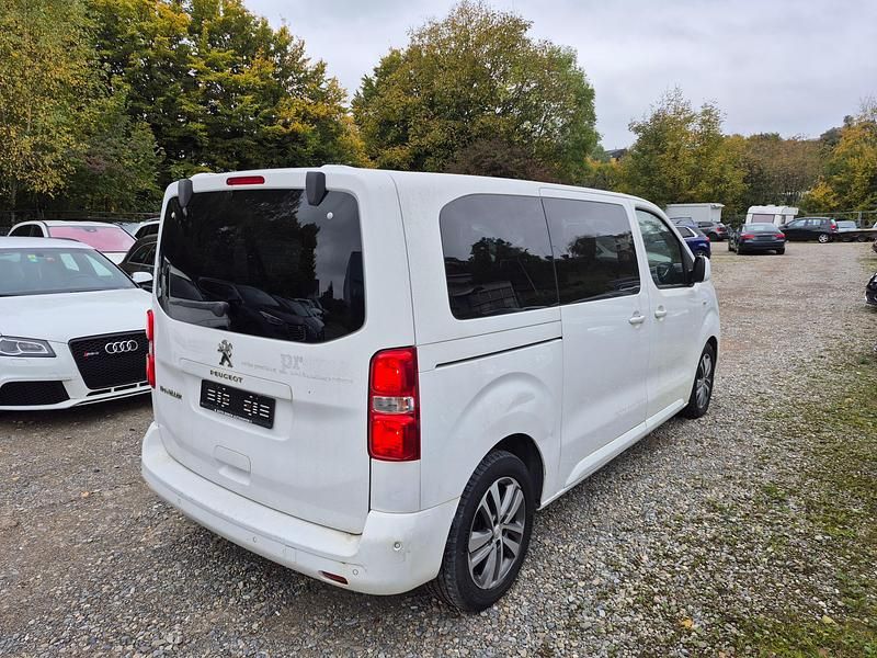 Gebraucht Peugeot Traveller Allure 180 PS (132 kW) 2017 Van / Kleinbus