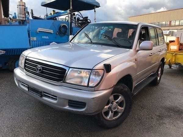 Toyota land cruiser 500