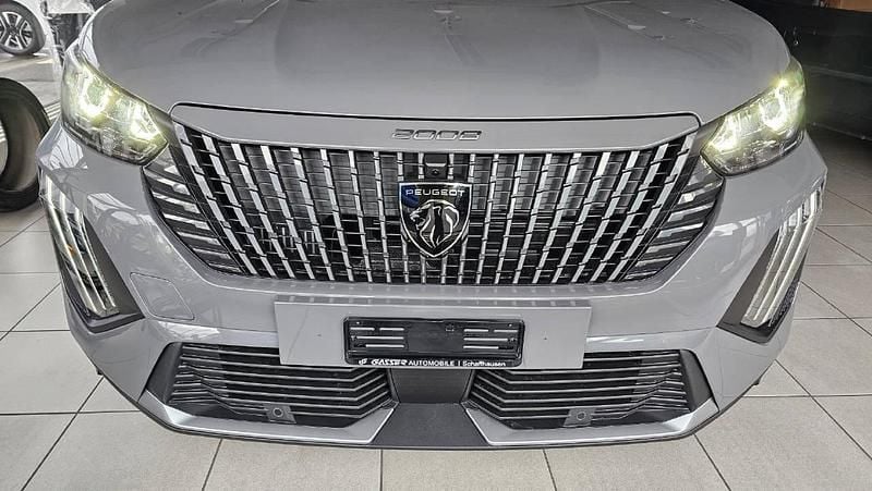 Neu Peugeot 2008 Allure Premium 145 PS (106 kW) 2025 SUV