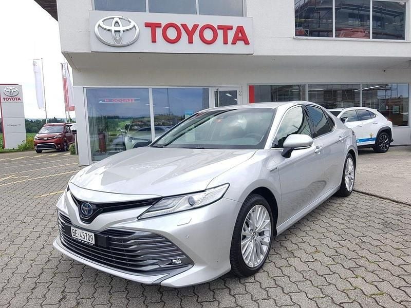Grau Gebraucht 2019 Toyota Camry Premium Limousine | CHF 34’800 (Fairer Preis) - Bild 1/4