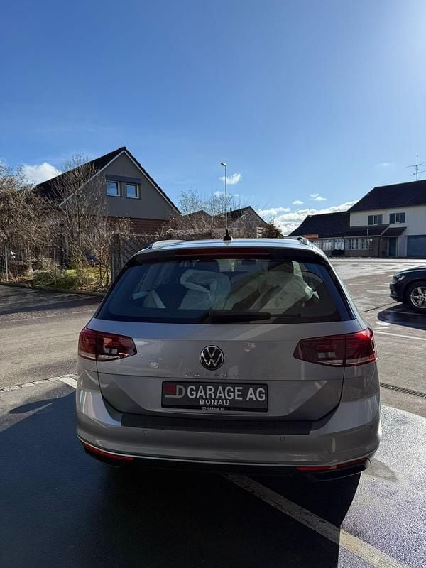 Gebraucht VW Passat Elegance 150 PS (110 kW) 2022 Kombi