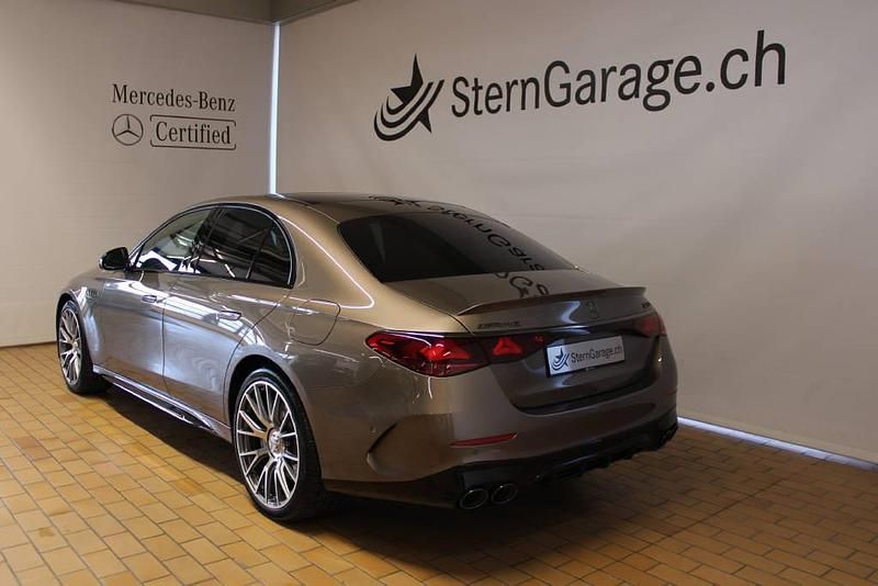 Neu Mercedes E53 AMG AMG 612 PS (450 kW) 2026 Braun Limousine