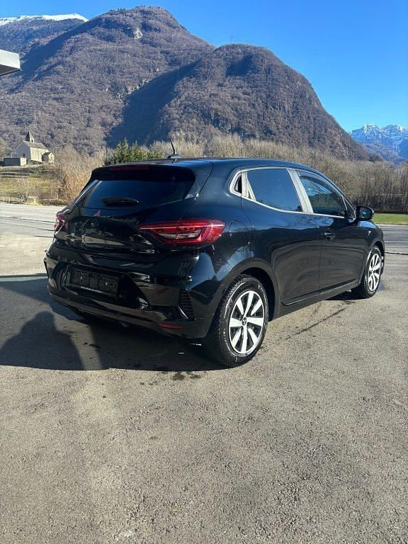 Gebraucht Mitsubishi Colt Invite 94 PS (69 kW) 2024 Kleinwagen