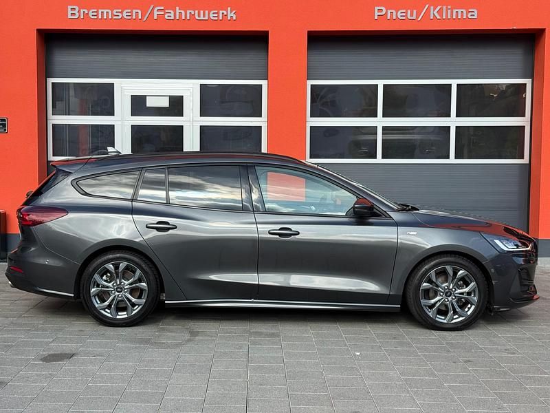 Gebraucht Ford Focus ST-Line 155 PS (114 kW) 2023