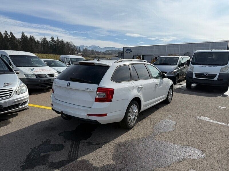 Gebraucht Skoda Octavia Active 105 PS (77 kW) 2014 Kombi